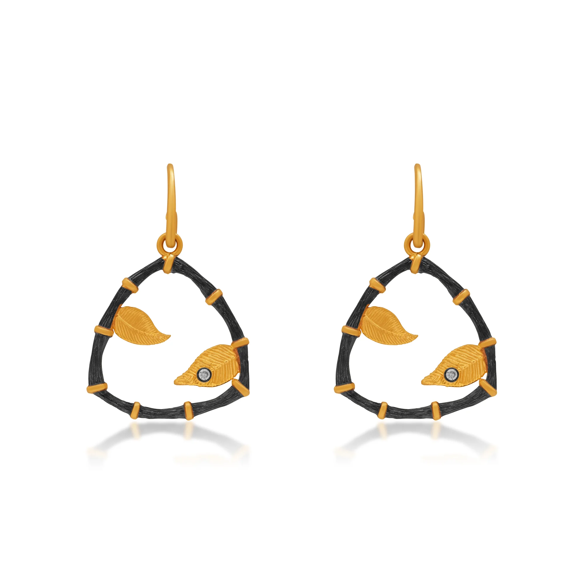 TP02251%201 Dangle earrings in 21K Gold