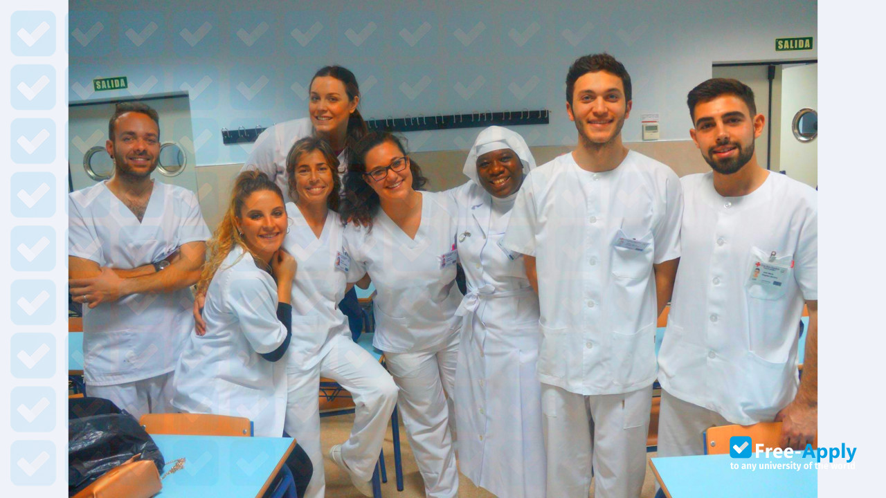 School of Nursing of Spanish Red Cross Seville - Free-Apply.com