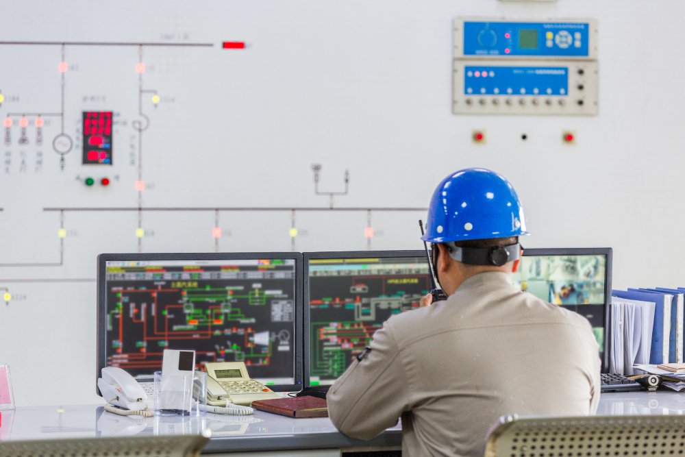 Design and Implementation of BIST Architecture for  Low Power Applications using VERILOG