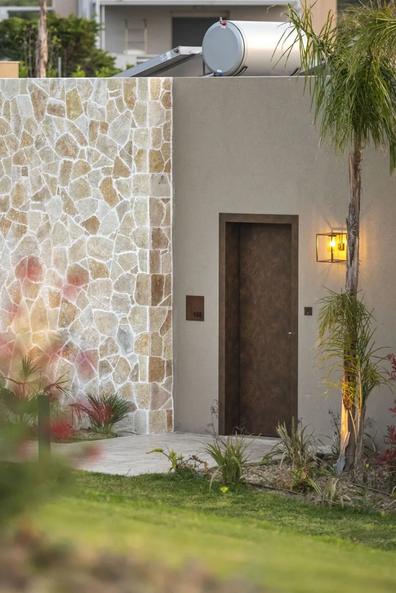 Maravilla Luxury Living - Image 2