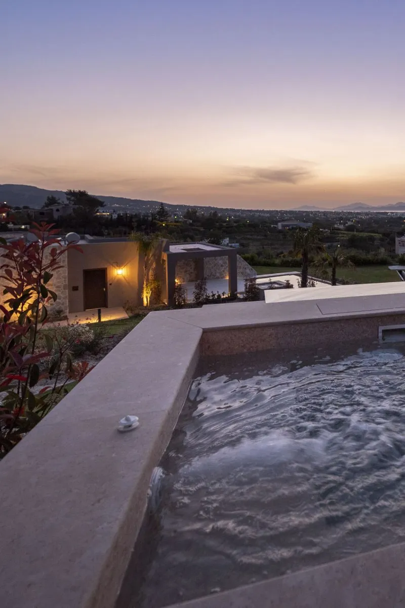 Maravilla Luxury Living - Image 3
