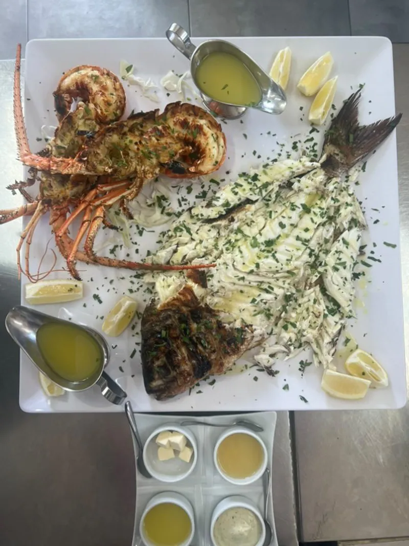 Limnionas Restaurant - Image 3