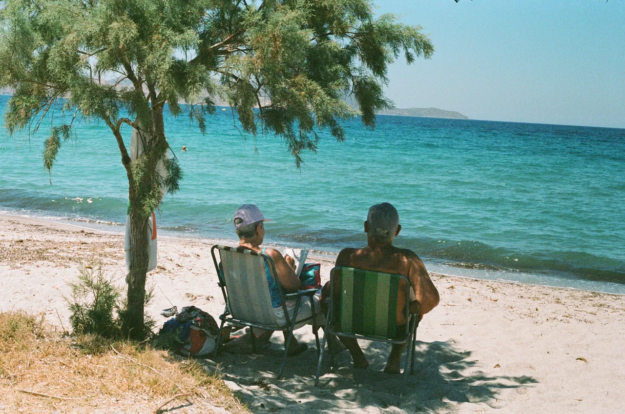tHe CoupLE