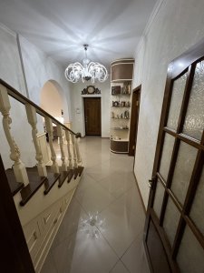 продам роскошный дом 245кв.,2013г.,р-н Черного кота