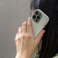 Etui Moshi Napa do iPhone 15 MagSafe Skórzane Premium Beżowe Eggnog White