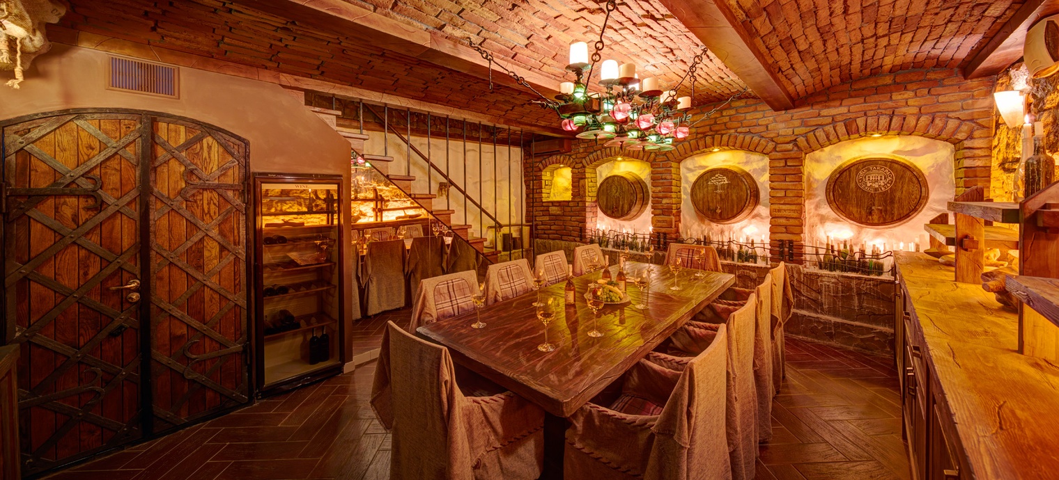 Sala winiarska. 3
