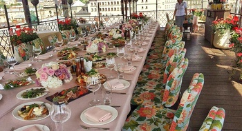
                        Rooftop wedding in Lviv. Invites the restaurant "Valentino" at the Swiss Hotel