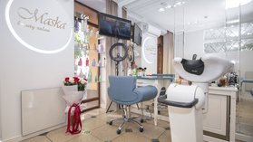 Майстер-клас "Самомакіяж для підлітків" у Львові