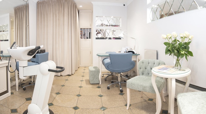 
                                            Beauty Salon