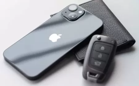 Apple iPhone üçün rəqəmsal avtomobil açarlarını genişləndirir
