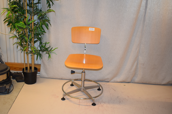 18306 Stol