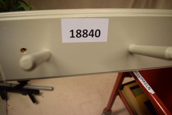 18840 Klädhängare