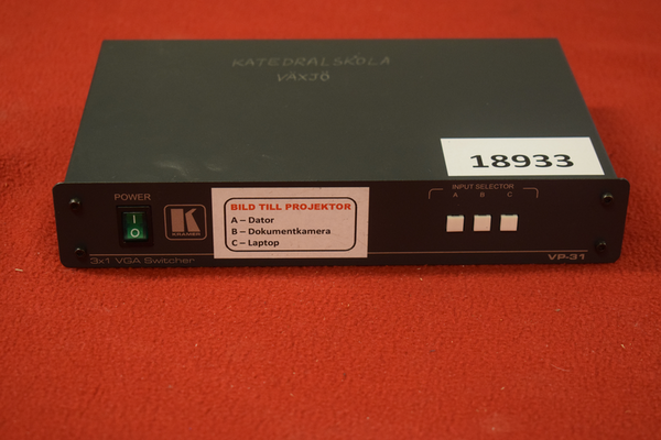 18933 3x1 VGA switch
