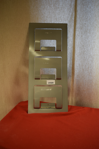 19589 Väggtidningshållare