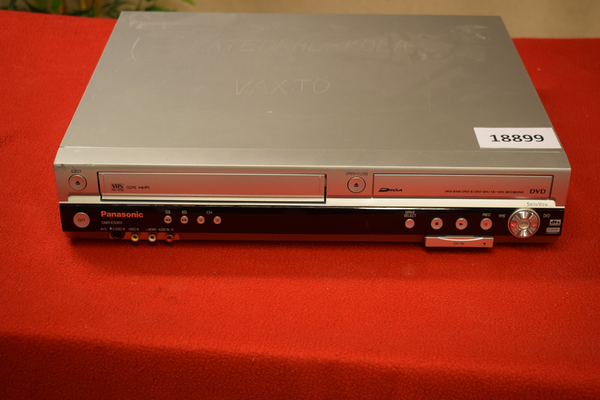18899 DVD/VHS-spelare