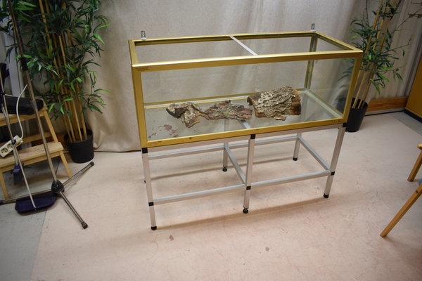 20158 Akvarium / Terrarium