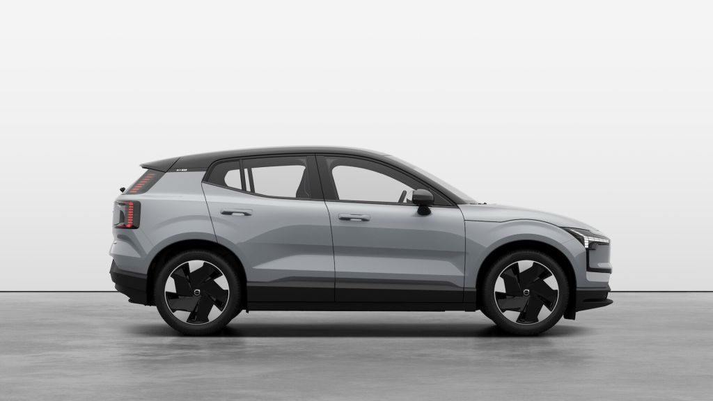 EX30