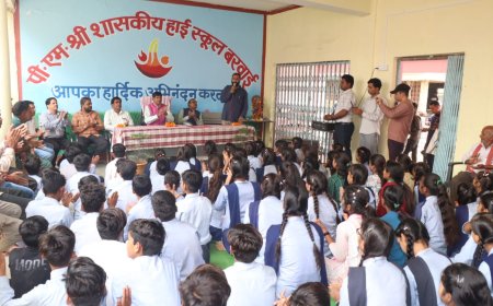 कुरवाई विधायक हरि सिंह सप्रे ने किया साइकिल वितरण, छात्रों के उज्ज्वल भविष्य की दी शुभकामनाएं