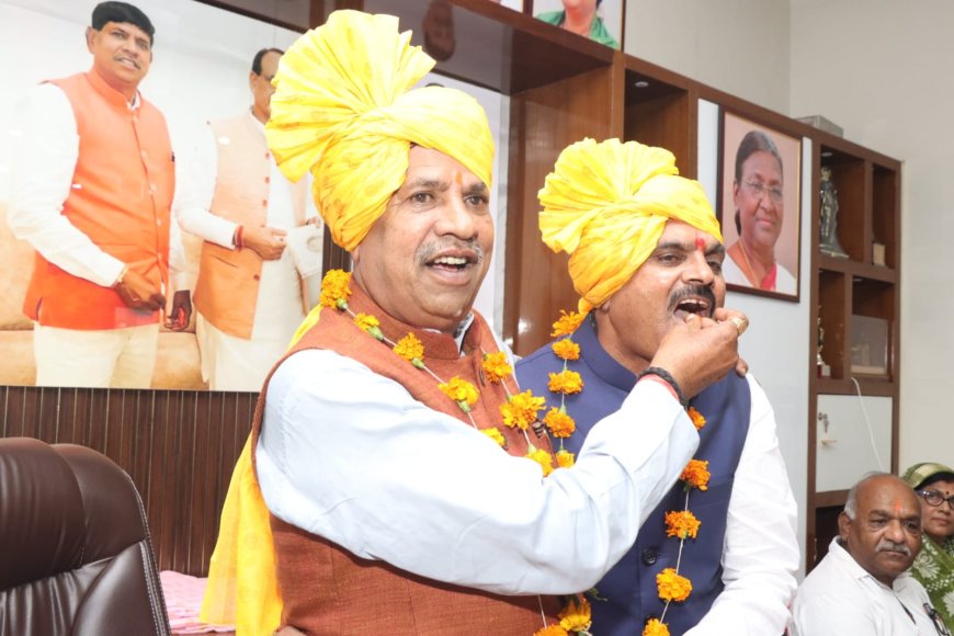 विधायक प्रतिनिधि सीताराम सैनी का जन्मदिन धूमधाम से मनाया गया