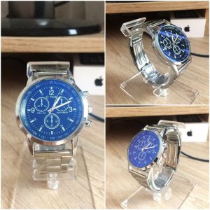 Vyriškas laikrodis su metaliniu korpusu