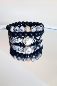 Juodas/pilkas apyrankių komplektas