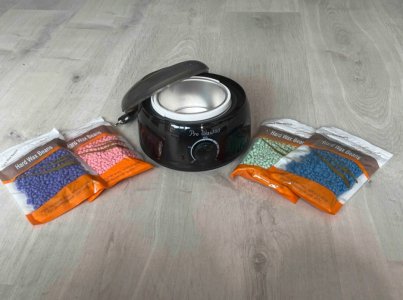 Vaško šildytuvas su priedais