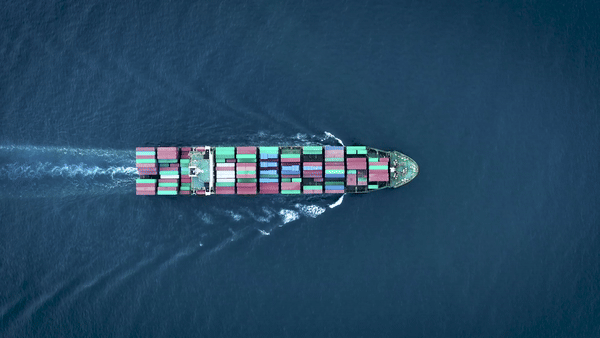 Big Ships: Top 10 Shipping companies in the world