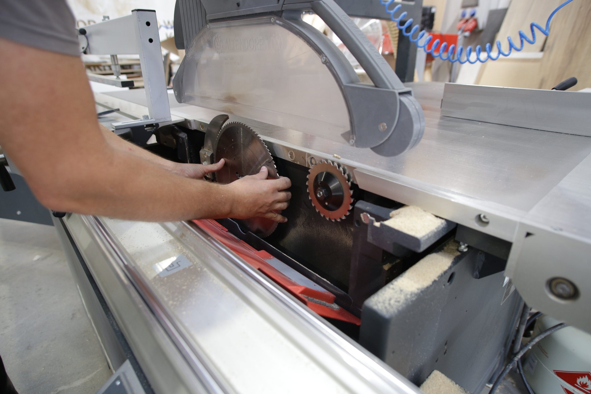 Zespół Nadamel przy pracy