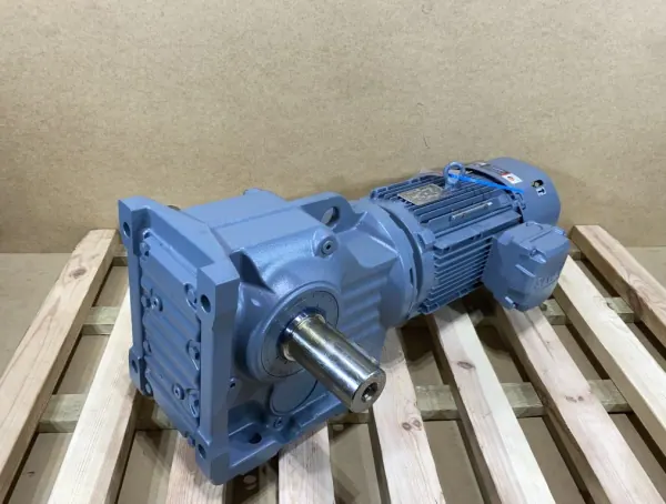 motoreduktor / przekładnia 3kW 25obr. HAMULEC SEW