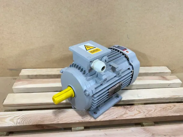 silnik elektryczny 2,2kW 1435obr. 3fazowy IE3