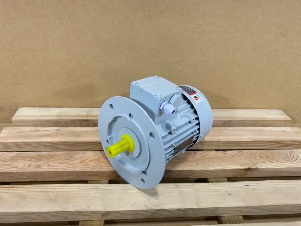 silnik elektryczny 0,55kW 1395obr. 3fazowy SIEMENS