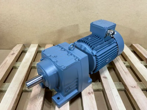 motoreduktor / przekładnia 4kW 90obr. SEW