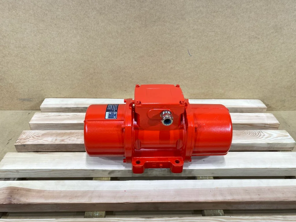 elektrowibrator / silnik wibracyjny 0,3kW 1500obr.