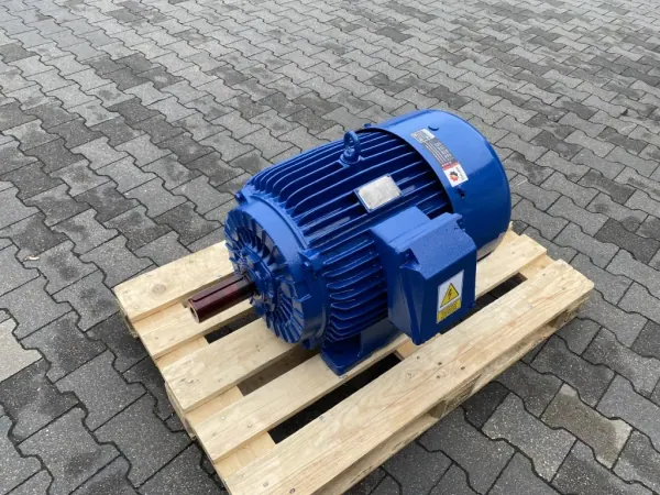 silnik elektryczny 30kW 985obr. 3fazowy CELMA