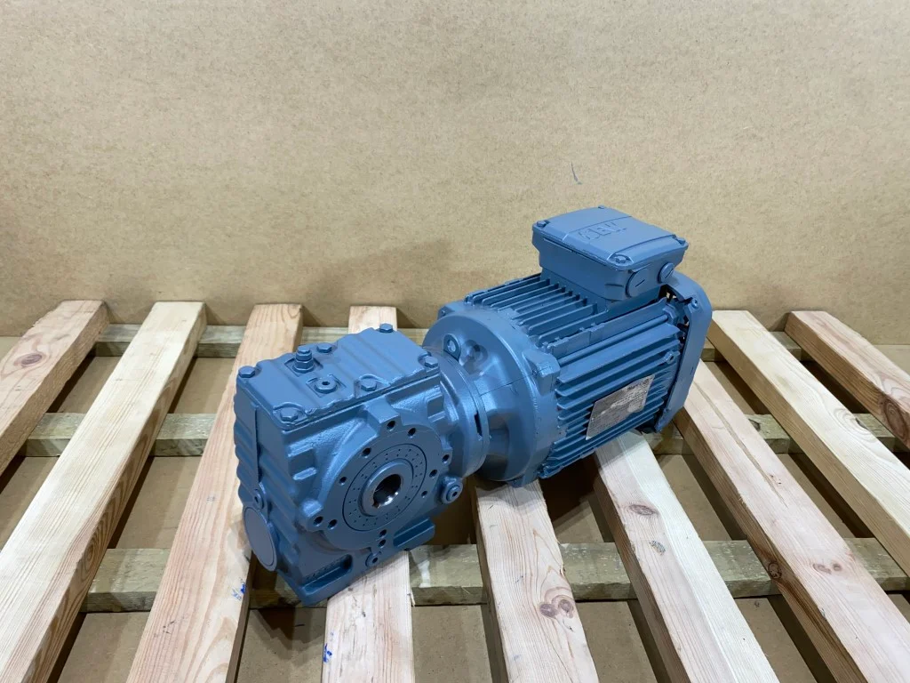 motoreduktor / przekładnia 1,5kW 203obr. SEW