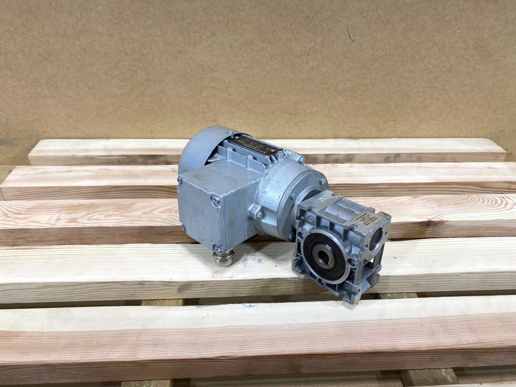 motoreduktor / przekładnia 0,18kW 180obr. 3fazowy