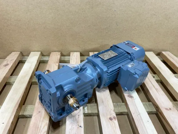 motoreduktor / przekładnia 0,75kW 71obr. 3fazowy HAMULEC SEW