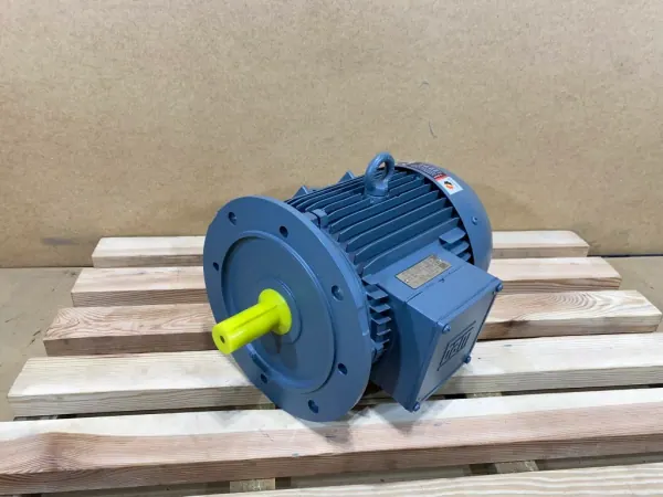 silnik elektryczny 4kW 1405obr. 3fazowy WEG