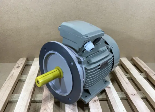 silnik elektryczny 15kW 2940obr. 3fazowy 160B35 IE2