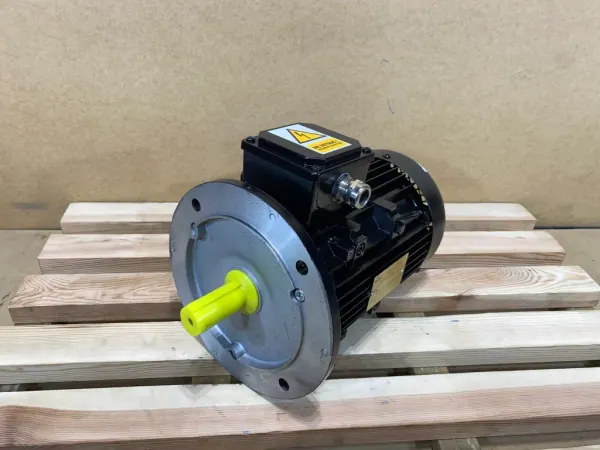 silnik elektryczny 3kW 1445obr. 3fazowy IE3