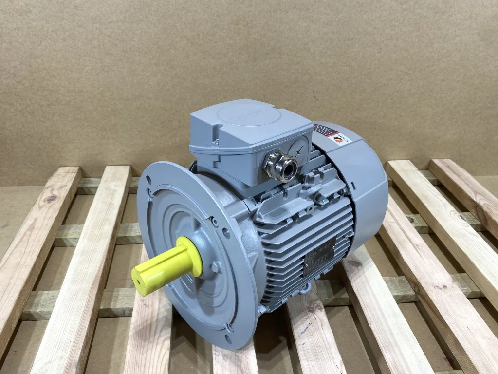 Silnik elektryczny 3kW 955obr. 3fazowy SIEMENS