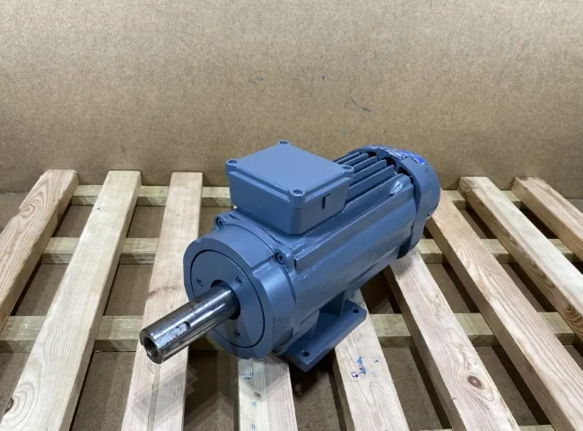 Silnik elektryczny 3kW 2800obr. 3fazowy HAMULEC