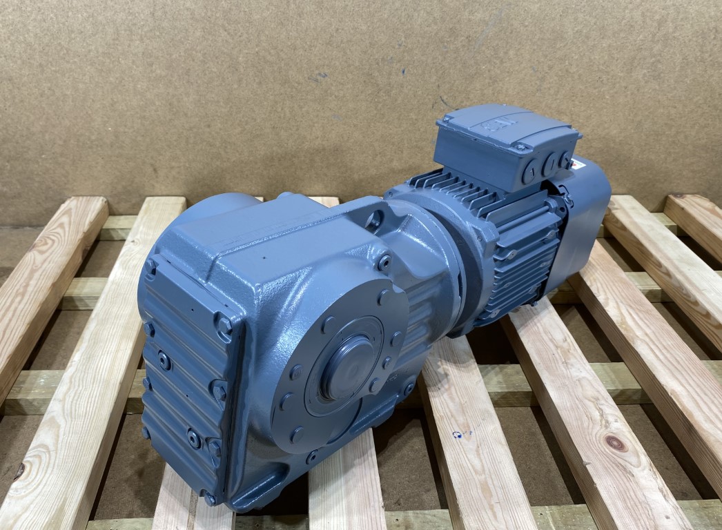 motoreduktor / przekładnia 1,1kW 34obr. 3fazowy HAMULEC SEW