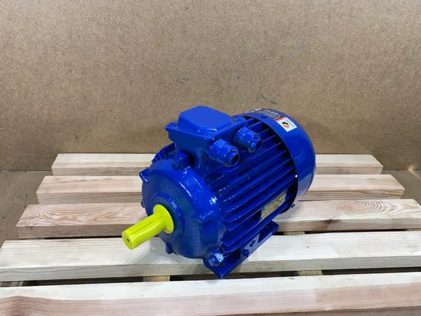 Silnik elektryczny 2,2kW 940obr. 3fazowy - zdjęcie 1