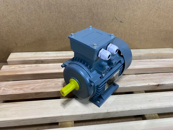 silnik elektryczny 1,1kW 1400obr. 3fazowy 80B3 OMT
