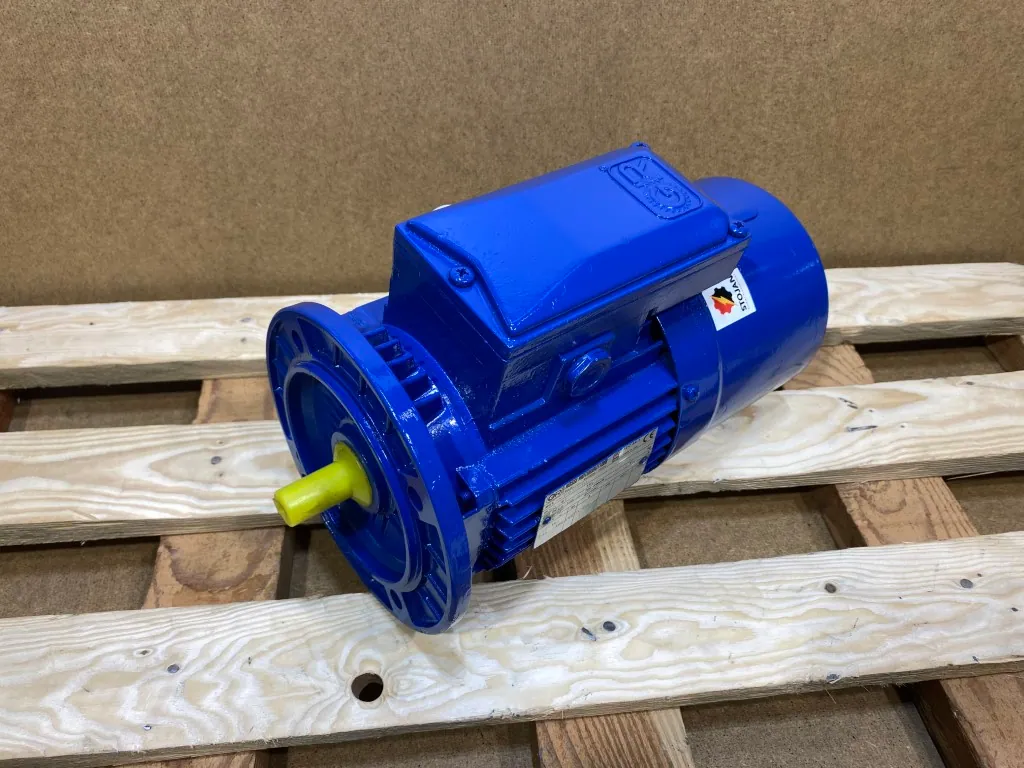 Silnik elektryczny 0,25kW 900obr. 3fazowy HAMULEC