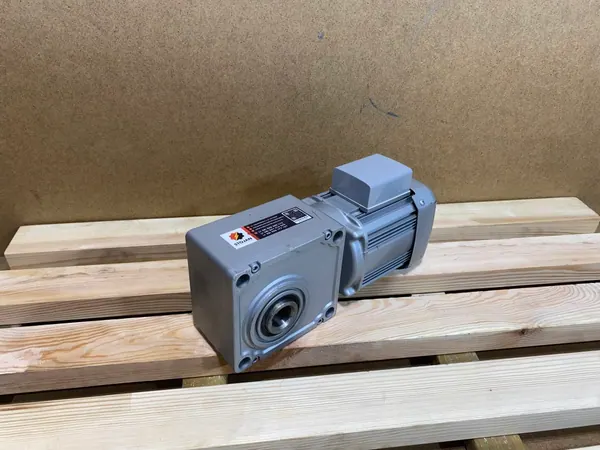 motoreduktor / przekładnia 0,2kW 25obr. 3fazowy
