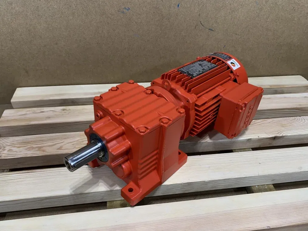 Motoreduktor / przekładnia 0,75kW 88obr. 3fazowy SEW