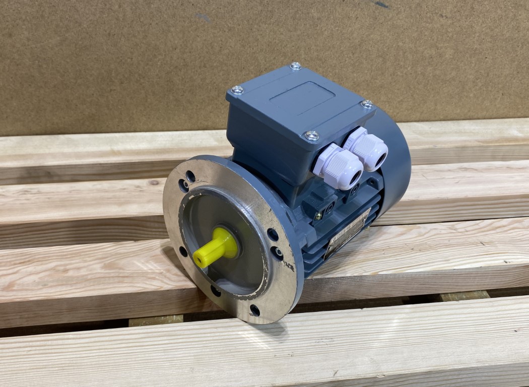 silnik elektryczny 0,37kW 2900obr. 3fazowy 71B5 OMT
