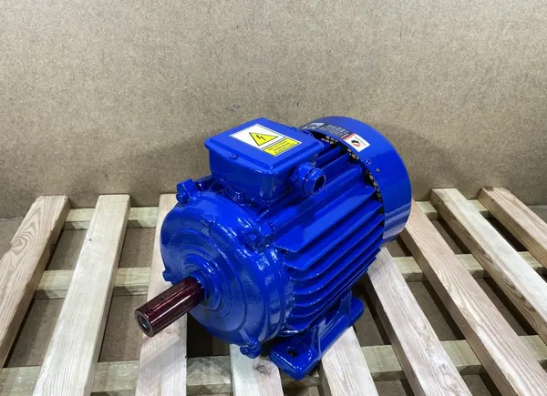 Silnik elektryczny 5,5kW 2900obr. 3fazowy Tamel - zdjęcie 1